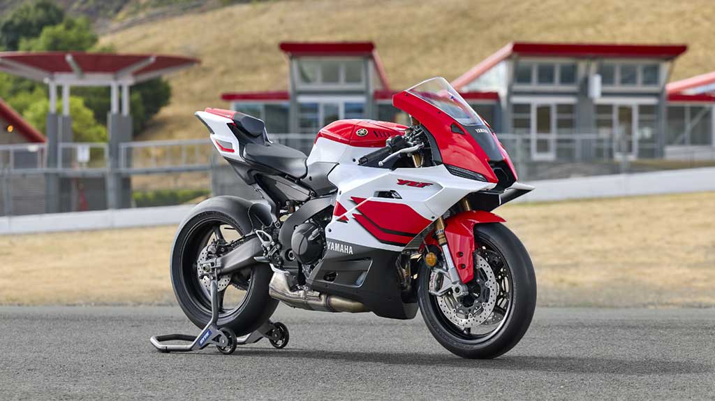 Yamaha’s CP3 engine has been  doing time in nakeds and sport  tourers for over a decade. Now it  has a proper Supersport chassis  under it. Here is what changed,  and why it matters.