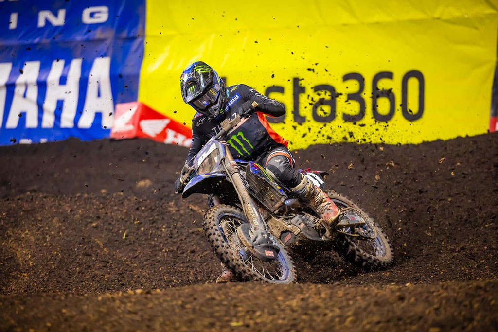 thrasher-scores-250smx-podium-finish-in-st-louis.jpg