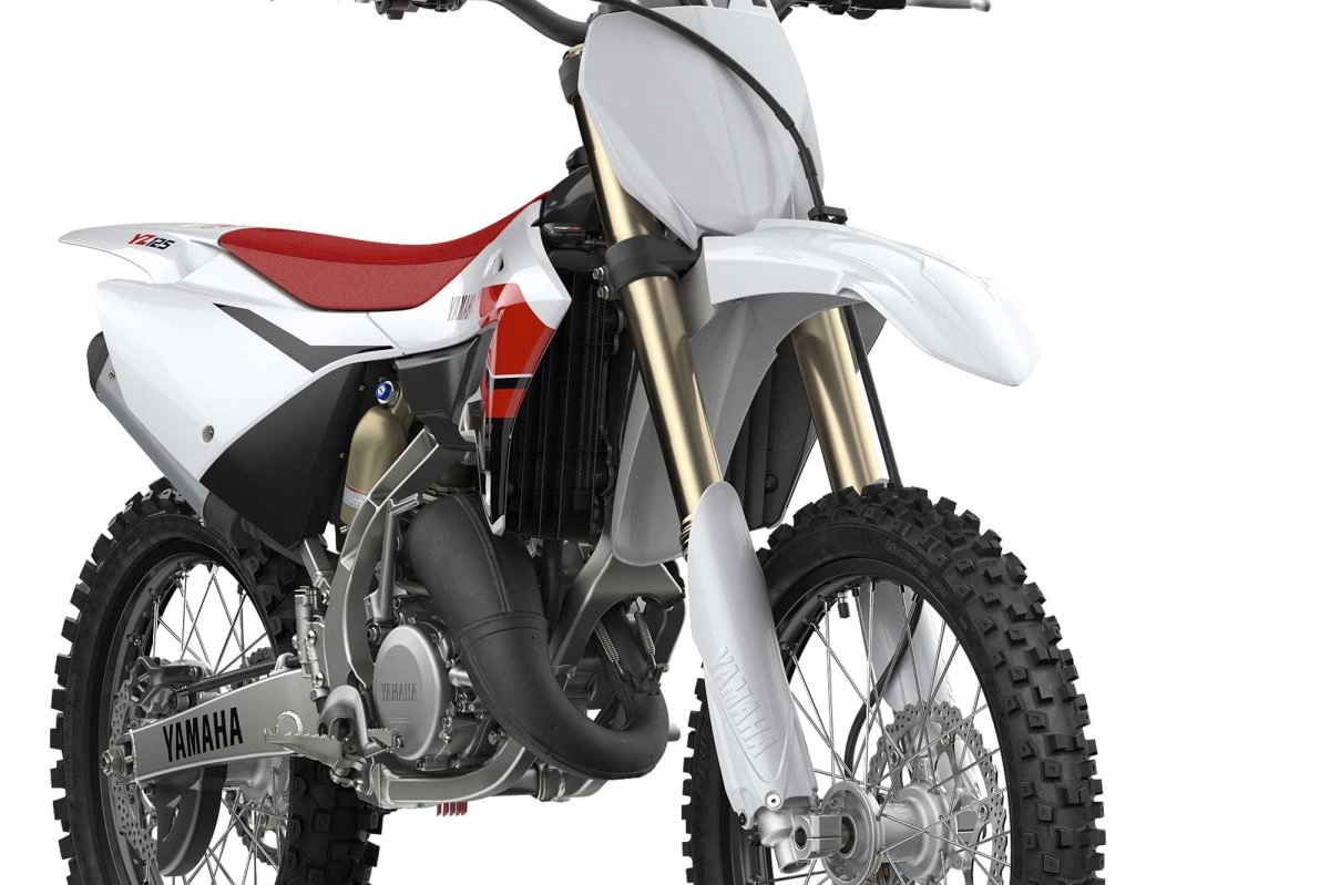 Premium KYB&reg; Suspension